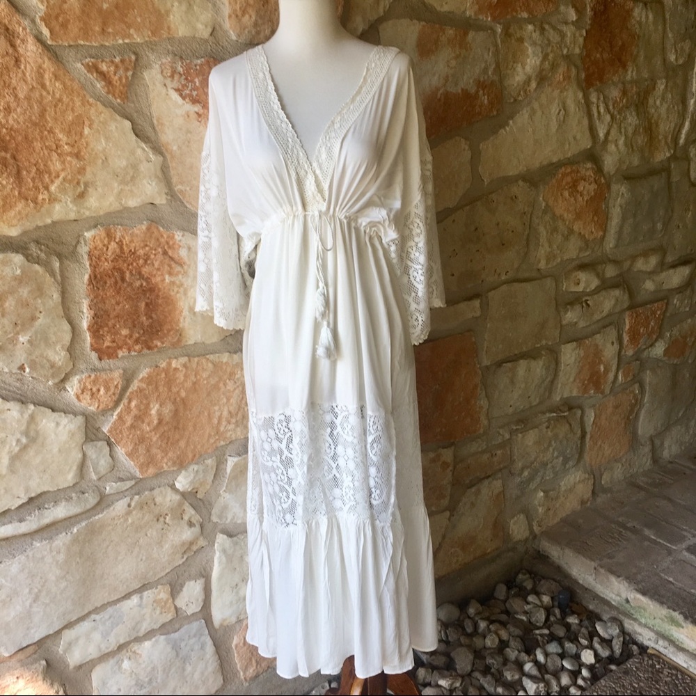 5⭐️Fave! The Tulum White Crocheted Dress - Picture 4 of 8